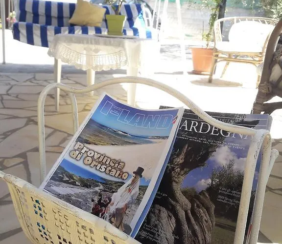 Domu De Palla- Iun-e5167 Bed & Breakfast 3*