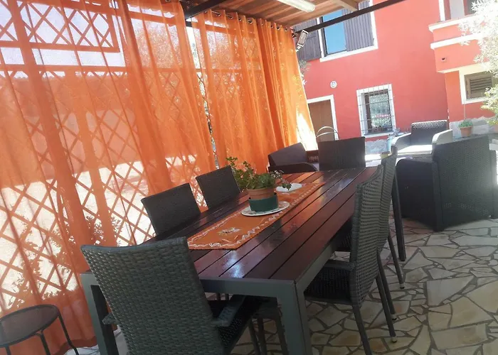 Domu De Palla- Iun-e5167 Nocleg ze śniadaniem